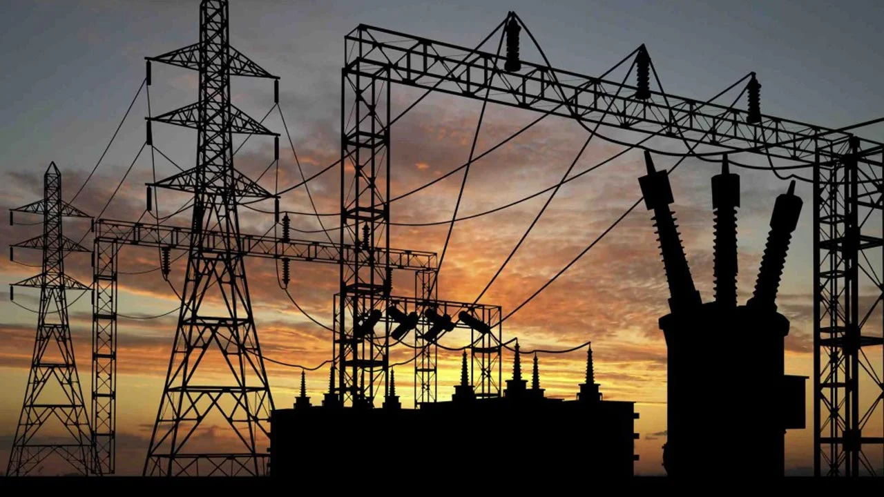 Nigeria’s Grid Collapses Twice in 24 Hours, Sparking Outages
